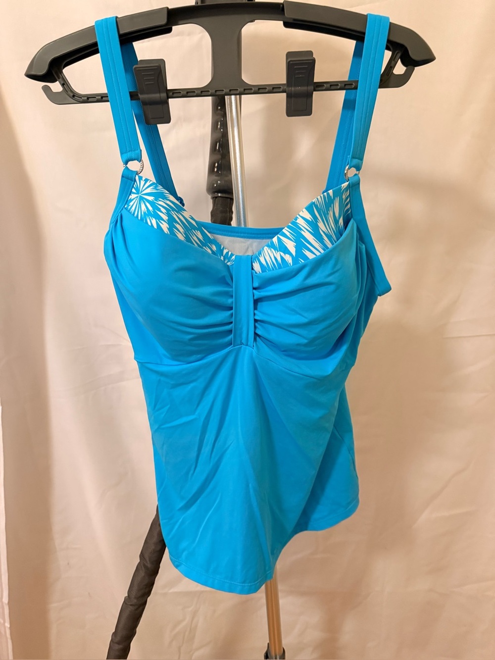 Amonea Size 12 Bright Turquoise Tankini Top with White Patterned Trim